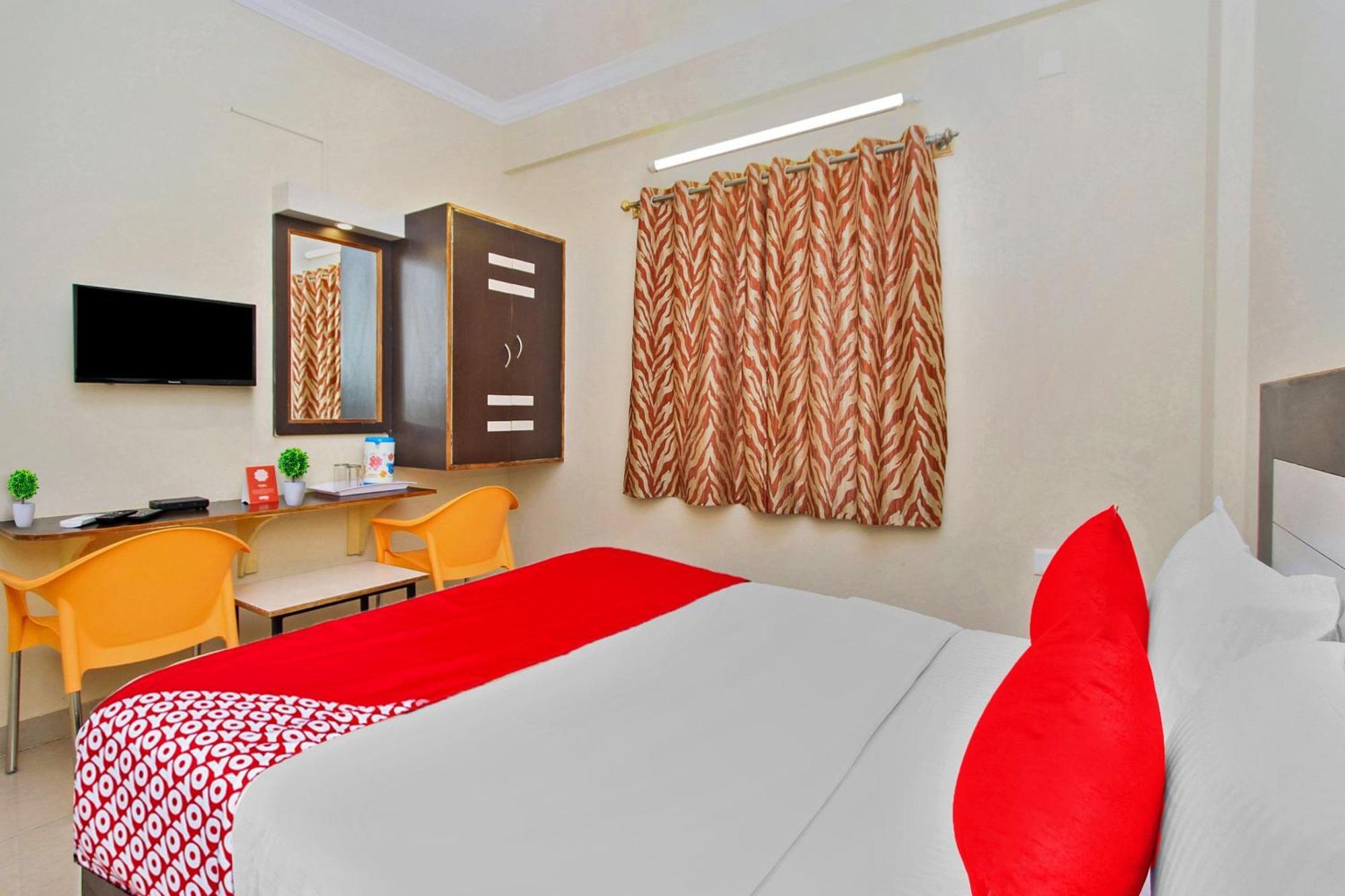 Oyo Sai Ram Residency Hotell Bangalore Exteriör bild