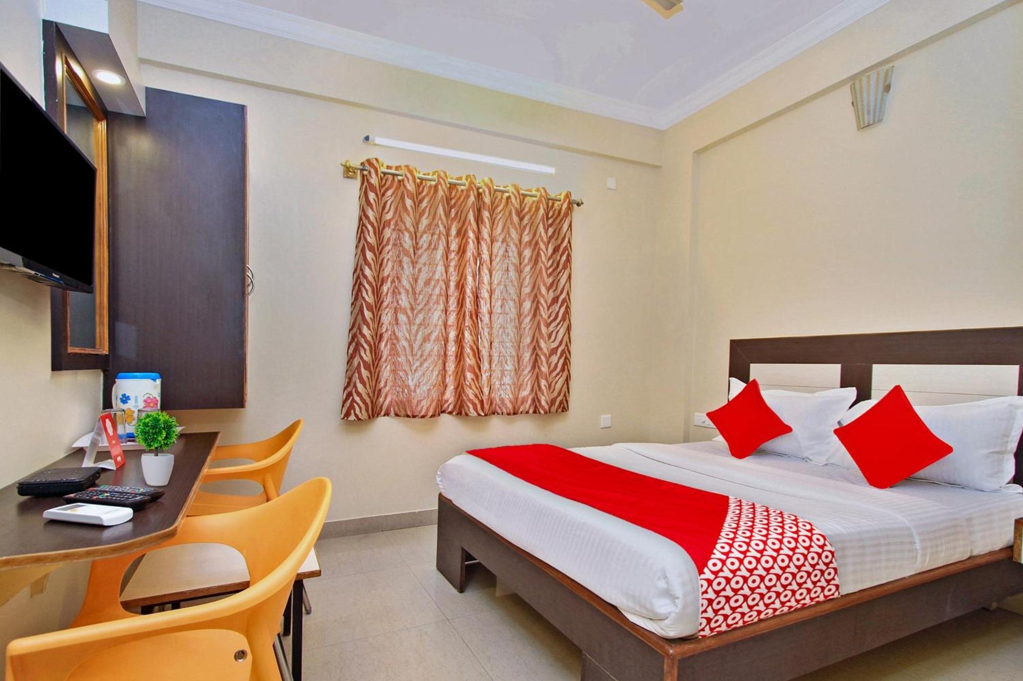 Oyo Sai Ram Residency Hotell Bangalore Exteriör bild